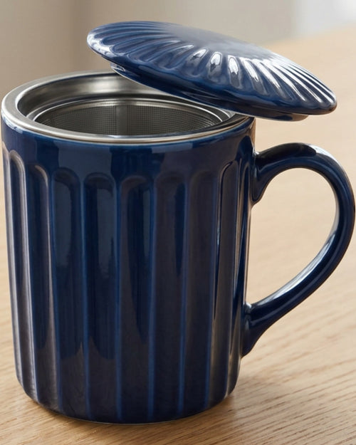 Korzy 12 oz Ribbed Ceramic Tea Mug with Steel Infuser and Lid Midnight Blue - Lifestyle view